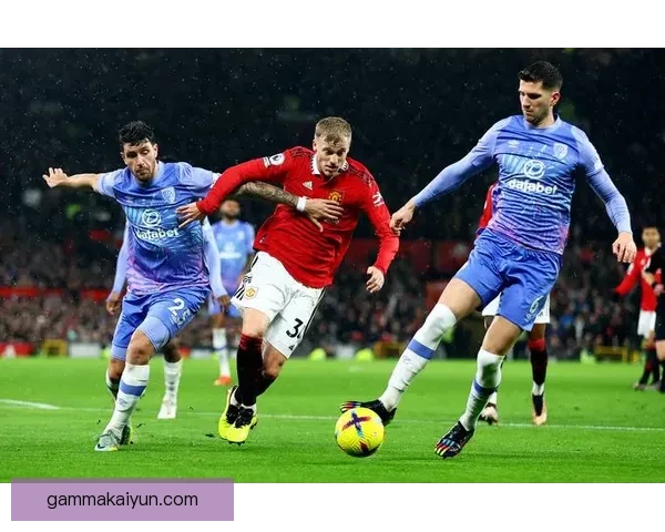 英超生存战中，伯恩茅斯状态回暖，防线稳健值得关注